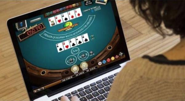 kubet888-kubet-ku-casino-4 dieu can biet khi choi poker online 2